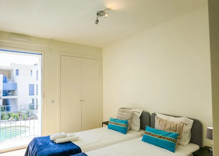 Flh Summer With Pool